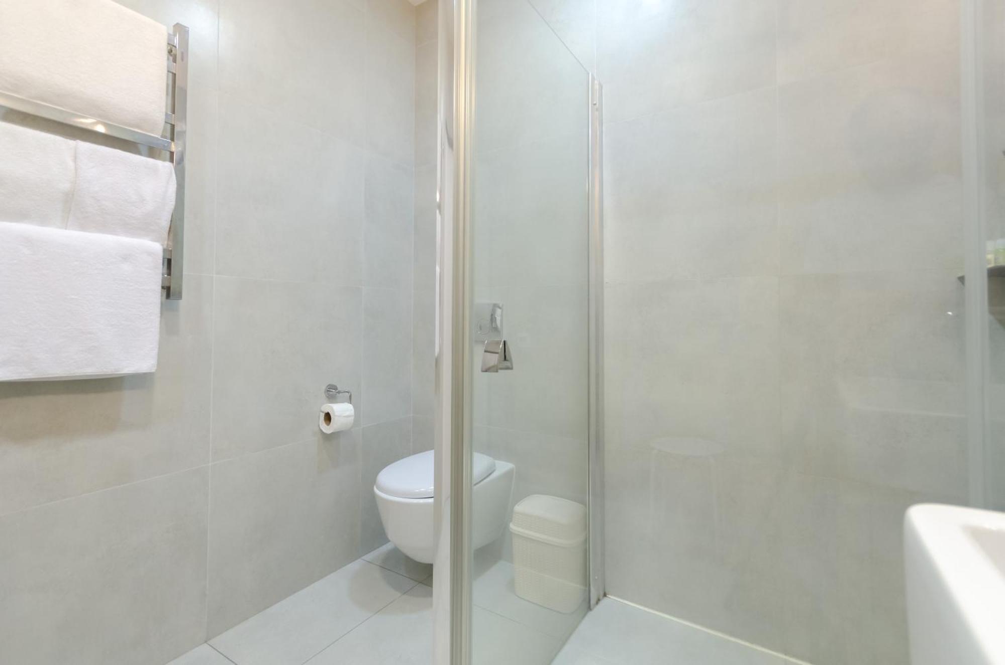 Petrovdom Apartments 205-206 In Rc Kvartet, 16Г Vasyl Lypkivskyi Street Kiev Dış mekan fotoğraf